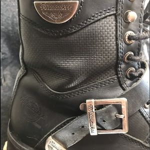 Milwaukee boots